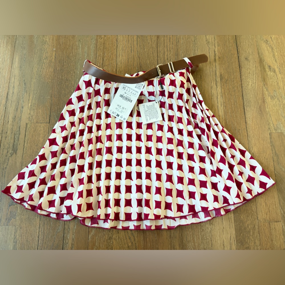 Zara, multicolored, PRINTED PLEATED MINI SKIRT, X-small.